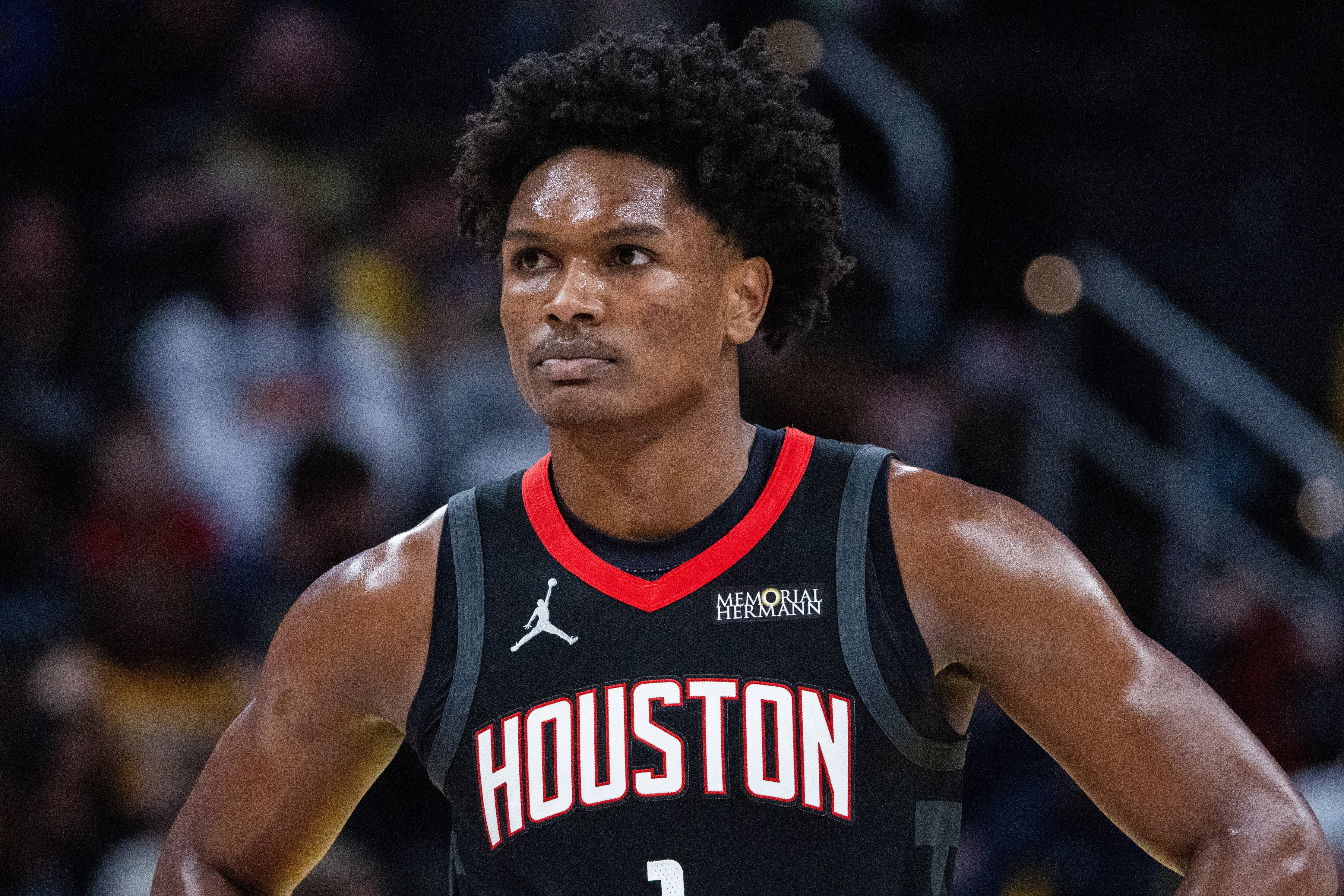 开云体育-阿门：与昔日并肩战斗的队友交手 真的很有趣 我对他们充满敬意